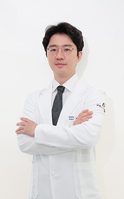 이성욱 대표원장 프로필